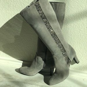 DOVE GRAY SUEDE BOOTS WITH JET & SILVER DETAILING